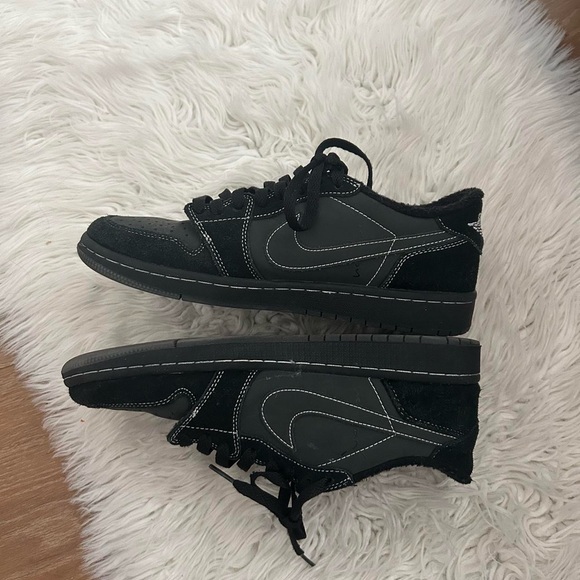 Travis Scott x Nike phantom blacks Jordan low - Picture 1 of 6